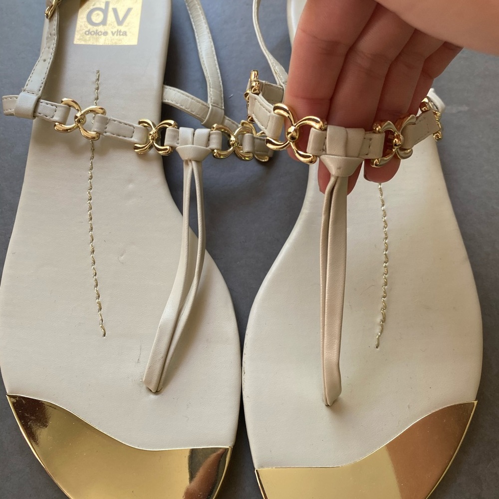 Dolce vita sandals size 9